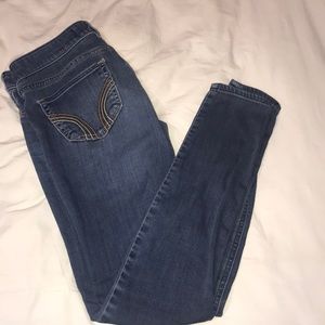 Medium Wash Hollister Jeans Size 5
